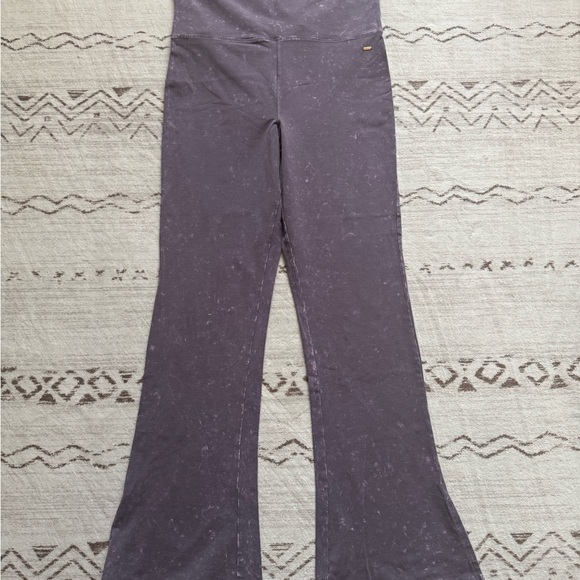 PINK Victoria's Secret Flared Yoga Pants in Brown / Tan and Purple - Picture 3 of 16